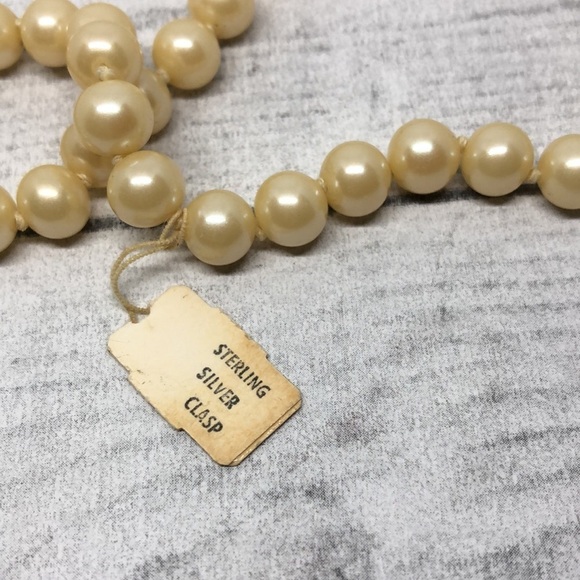 Bundle lot 2 vintage faux pearl necklaces sterling silver clasps - Picture 6 of 9